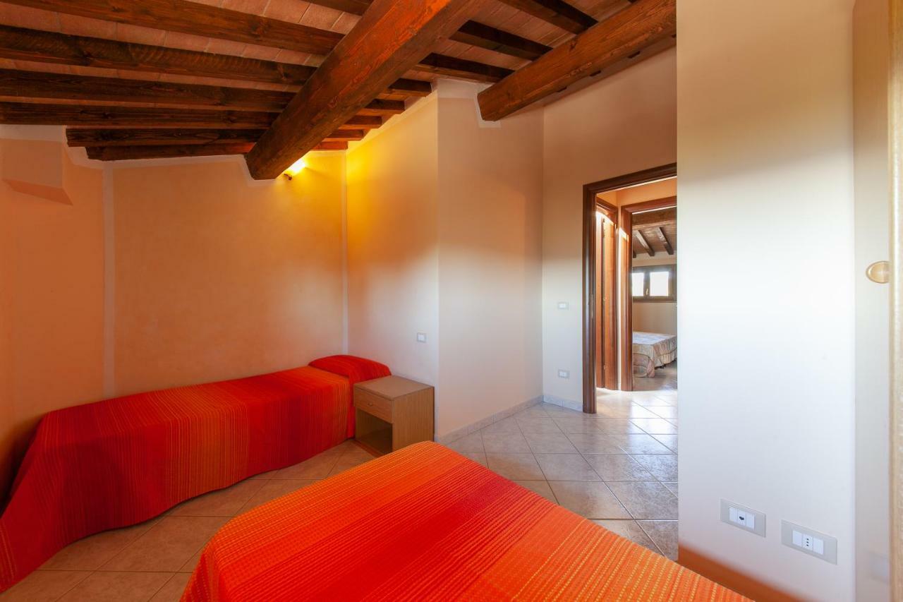 Il Castelluccio Villa Monteverdi Marittimo Esterno foto